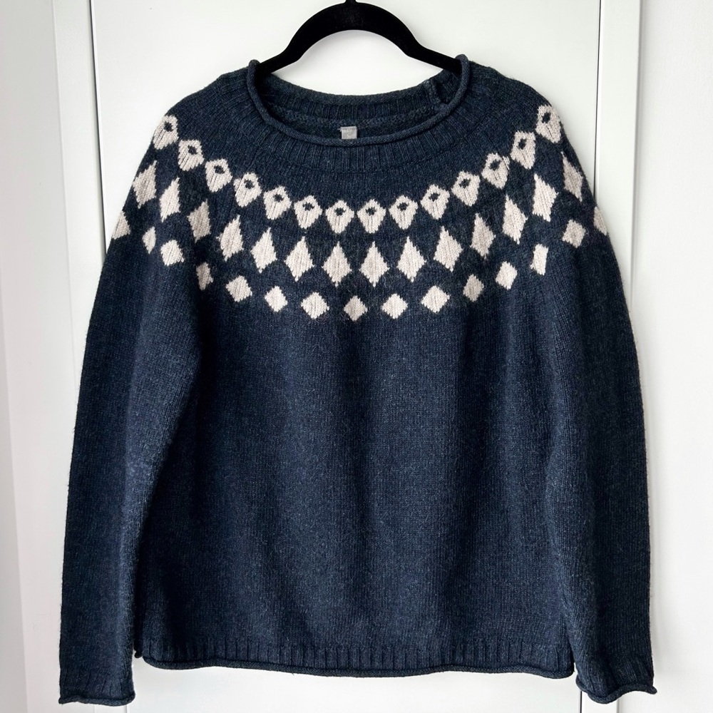 Icelandic navy blue fair isle wool sweater